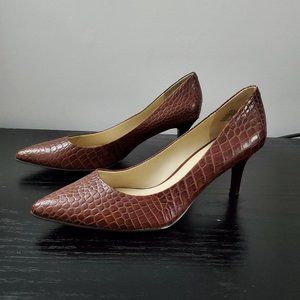 Nine West Brown Leather Faux Crocodile Mid Heel Pump - Size 7